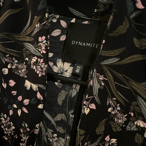 Women’s Size Small Dynamite Floral Blazer - Good Condition - Picture 2 of 3